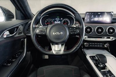 Kia Stinger 3.3 t-Gdi V6 Gt Awd