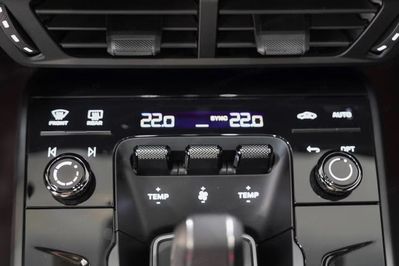 Porsche 911 Carrera 4 GTS