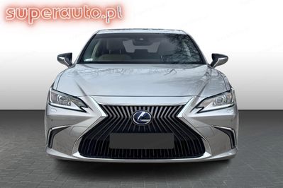 Lexus ES 300h Business Edition +