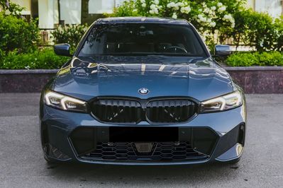 BMW Seria 3 330i xDrive M Sport