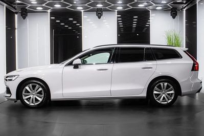Volvo V60 B3 B Momentum Core