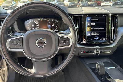Volvo XC60 B4 D Momentum Pro