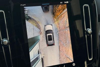 Volvo XC40 B4 B Ultra Black Edition