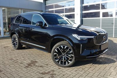 Volvo XC90 T8 AWD Plug-In Hybrid Ultra Bright