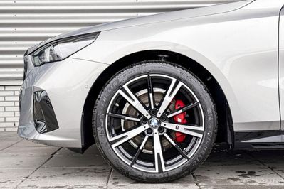 BMW Seria 5 Touring 520d xDrive M Sport