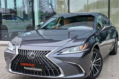 Lexus ES 300h Business Edition