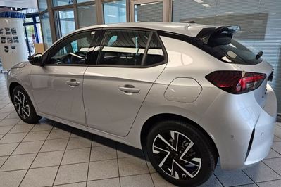 Opel Corsa GS 1.2 T Hybrid eDCT