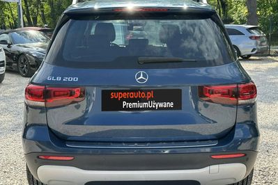 Mercedes GLB 200