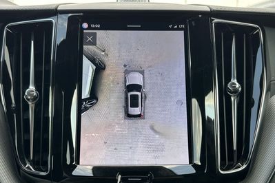 Volvo XC60 B5 B AWD Ultimate Dark