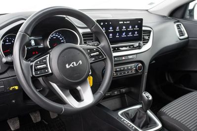 Kia Ceed 1.5 T-GDI M