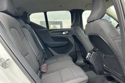 Volvo XC40 T3 Momentum Pro