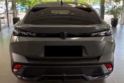 Peugeot 408 GT e-DCS 1.2 mHEV