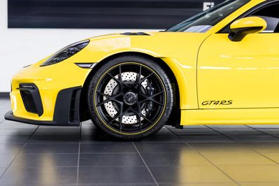 Porsche Cayman 718 Cayman GPF GT4 RS PDK