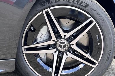 Mercedes Klasa C 300 de  4-Matic AMG