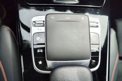 Mercedes CLA 220 4MATIC AMG Line