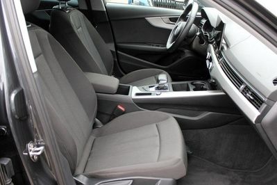 Audi A4 35 TFSI Advanced