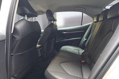 Toyota Camry 2.5 Hybrid Prestige