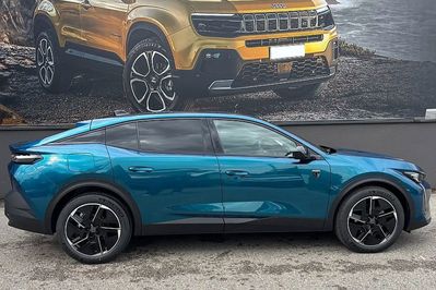 Peugeot 408 GT Exclusive S&S 1.2 mHEV  e-DSC6