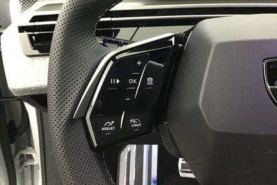 Peugeot 3008 GT 1.2 mHEV e-DCS6