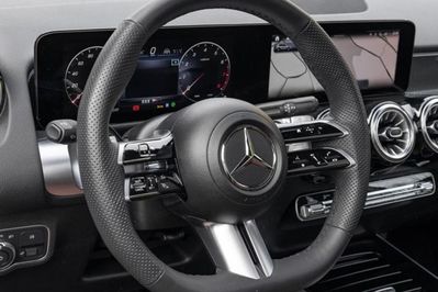 Mercedes GLB 200 AMG Line