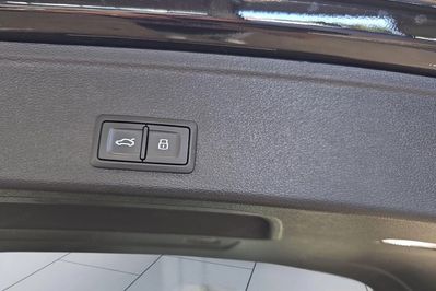 Audi A4 40 TFSI mHEV Quattro S tronic