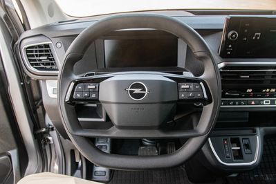 Opel Zafira Life L2H1 Business AT8