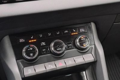 Skoda Karoq 1.5 TSI ACT Selection DSG