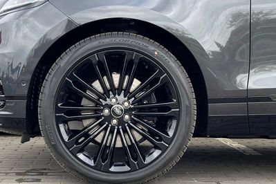 Land Rover Range Rover Velar D300 Dynamic SE