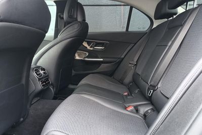 Mercedes Klasa C 300 4MATIC AVANTGARDE