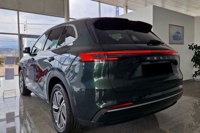 Geely Starray EM-i 1.5 PHEV Pro
