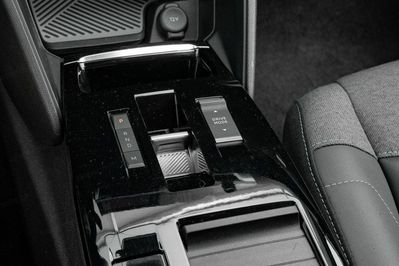 Citroen C4 1.2 PureTech Shine S&S EAT8