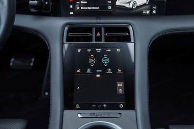 Porsche Taycan 4S