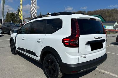 Dacia Jogger Extreme 5-miejsc 1.6 Full Hybrid