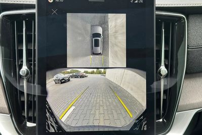 Volvo XC90 T8 AWD Plug-In Hybrid Ultra Dark 7os