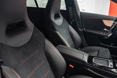 Mercedes CLA 250 e AMG Line