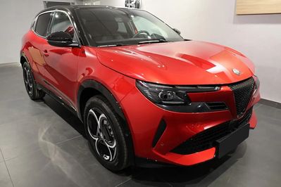 Alfa Romeo Junior Ibrida