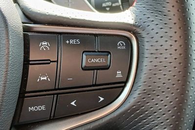 Lexus UX 300h F Sport AWD