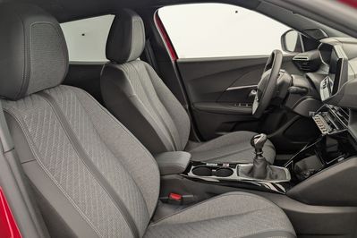 Peugeot 2008 ALLURE 1.2 PureTech