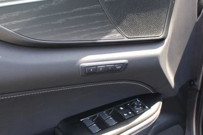 Lexus NX 350h Omotenashi 2.5 Hybrid AWD