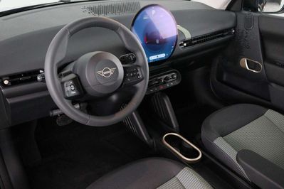 Mini Mini Cooper E Linia Essential