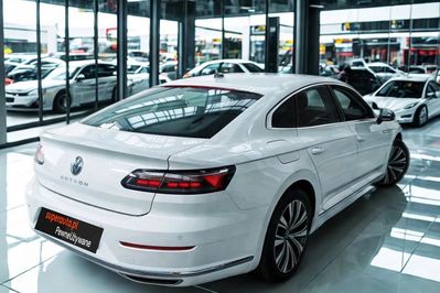 Volkswagen Arteon 2.0 TSI Elegance DSG