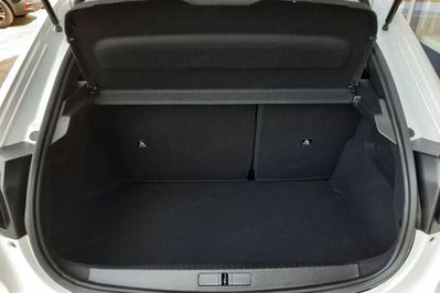 Peugeot 208 GT eDCS 1.2 mHEV