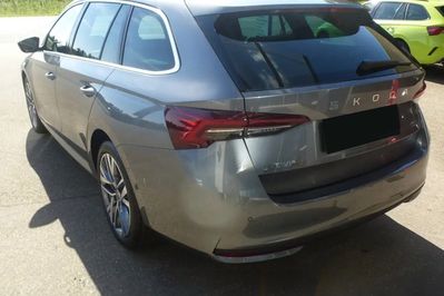 Skoda Octavia Selection Edition 130 1.5 TSI mHEV DSG