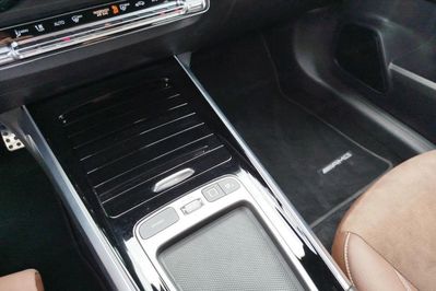 Mercedes GLB 200 AMG Line 7G-DCT