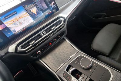 BMW Seria 3 318i M Sport aut