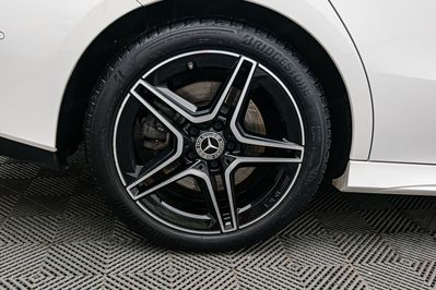 Mercedes CLA 250 4-Matic AMG Line