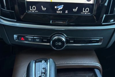 Volvo S90 D5 AWD Geartronic Inscription
