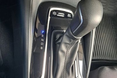 Toyota Corolla 1.8 Hybrid Style