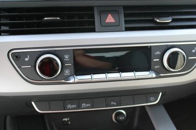 Audi A4 30 TDI