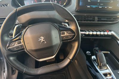 Peugeot 3008 Allure 1.5 BlueHDi  S&S EAT8